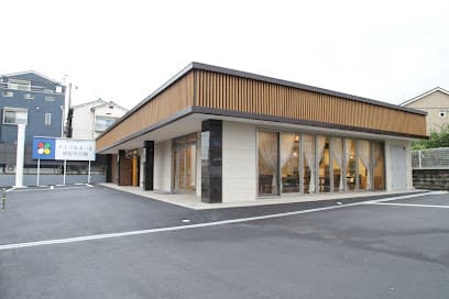 メイプルホール寝屋川公園