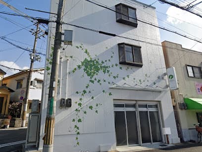 アデューホール