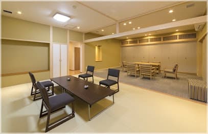 シティ・ホール仁方